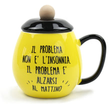 Carica l&#39;immagine nel visualizzatore di Gallery, Tazza bowl gialla con cucchiaino e coperchio
